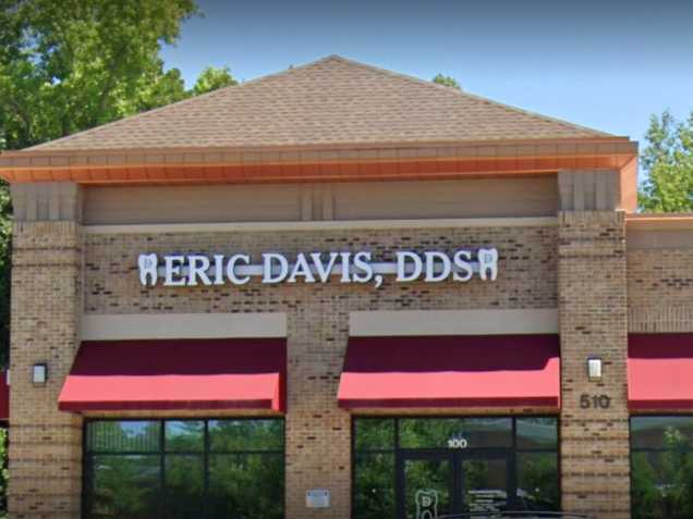 DR Eric Davis Dds,  Pllc